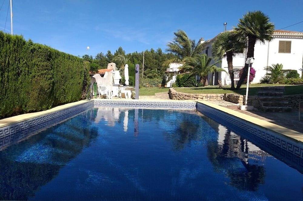 Great Bungalow In Denia In The Natural Park Of Montgó in Montgo, Dénia