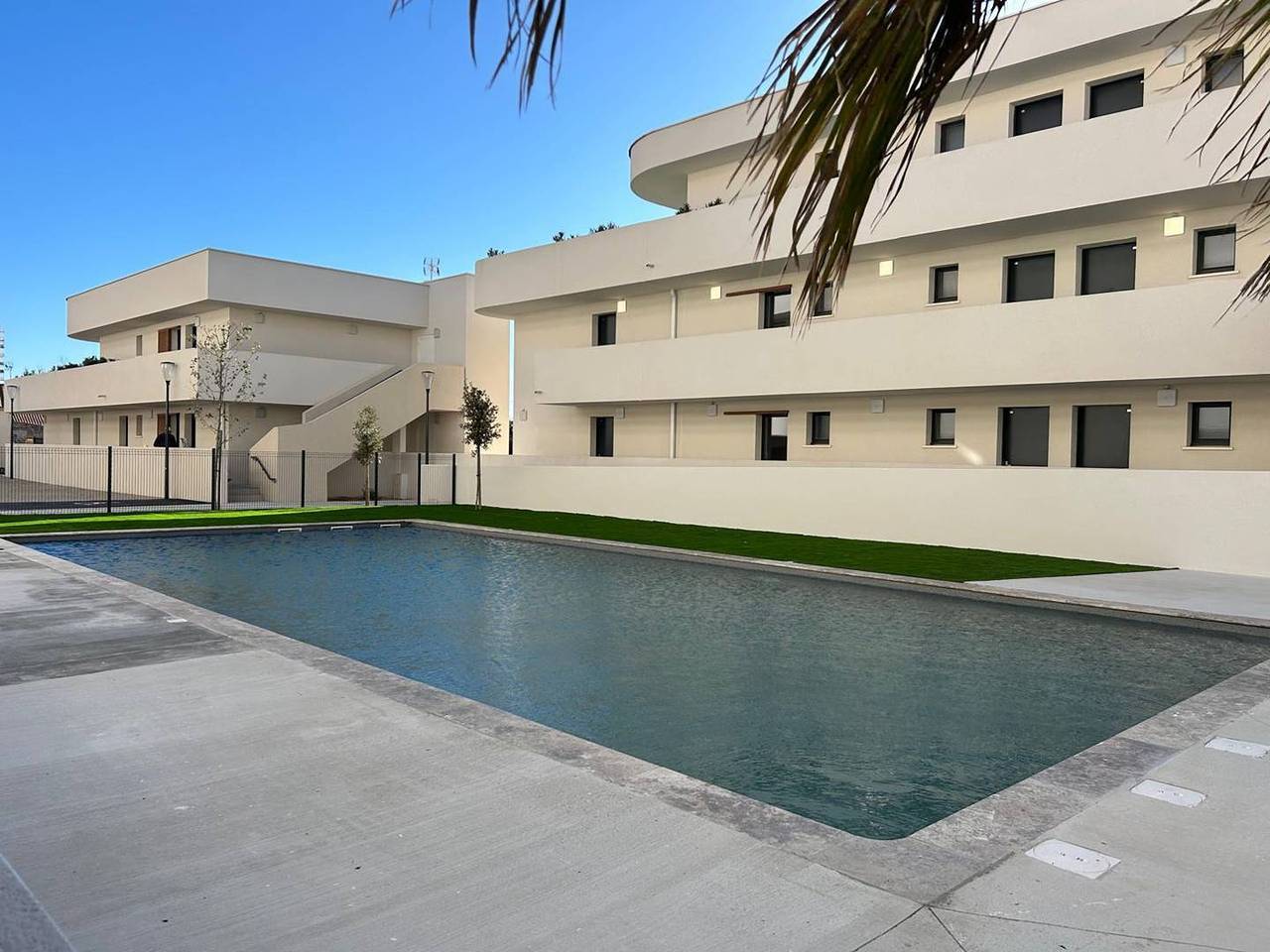 Ganze Ferienwohnung, Ferienwohnung für 6 Personen mit Pool in Sérignan, Mittelmeerküste (Frankreich)
