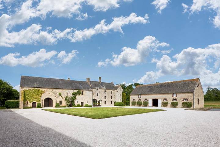 Chambre d’hôte pour 3 personnes, avec terrasse, animaux acceptés à Mandeville-en-Bessin - 2