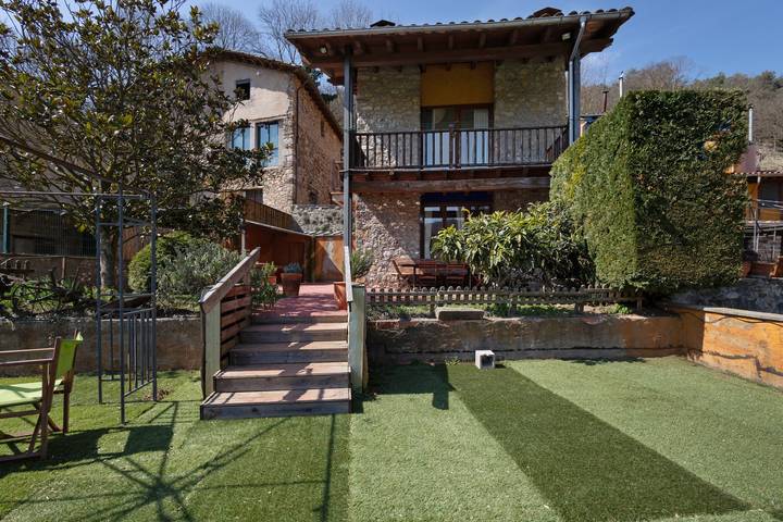 Casa rural para 6 personas, con Balcón además de Jardín y Sauna en Pirineo Catalan
