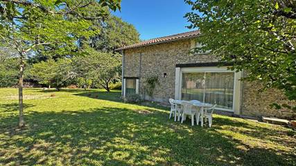 Gîte pour 5 personnes, avec jardin à Saint-Mathieu
