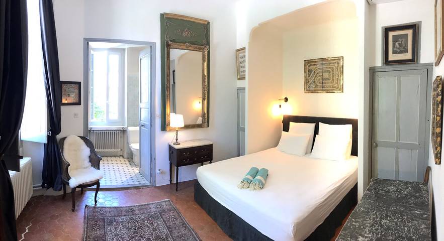 Chambre d’hôte pour 4 personnes, avec piscine et jardin à Aix-en-Provence - 4