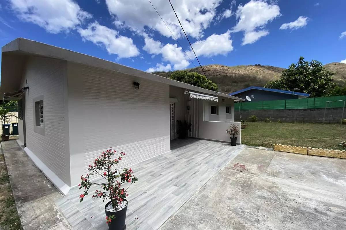 Casas " Villas para 6 Personas in Le Carbet, Martinica