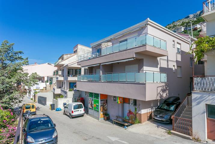 Ferienwohnung für 4 Personen, mit Balkon/Terrasse in Pisak - 2