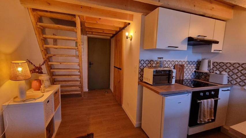 Gîte pour 4 personnes, avec vue et vue sur le lac à Puyvalador - 2