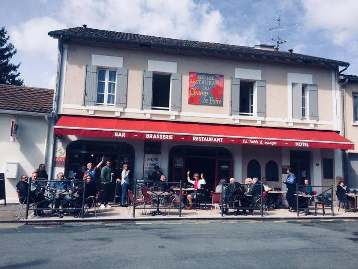 Hôtel pour 2 personnes, avec vue ainsi que jardin et sauna, animaux acceptés