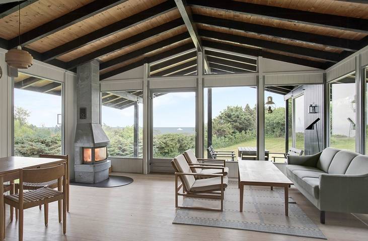 Ferieudlejning for 6 personer, med terrasse, husdyr tilladt i Hundested