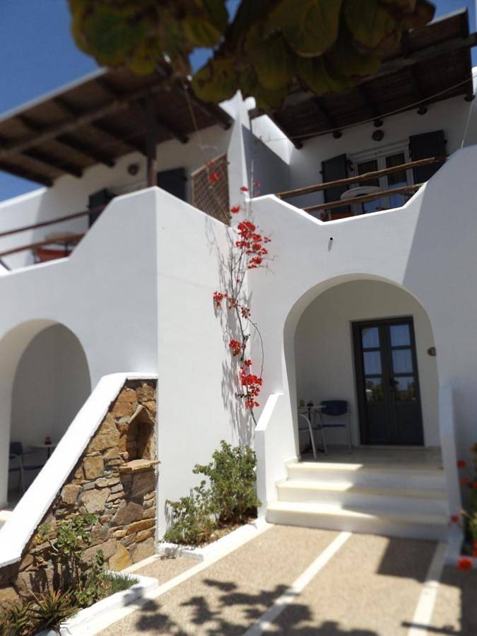 B&b per 2 persone, con Balcone e Terrazza nonché Giardino ad Ios