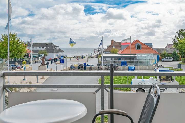 Ferienwohnung für 4 Personen, mit Ausblick und Balkon in Kellenhusen - 2