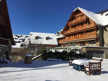 Gîte pour 2 personnes, avec sauna et vue dans Arties