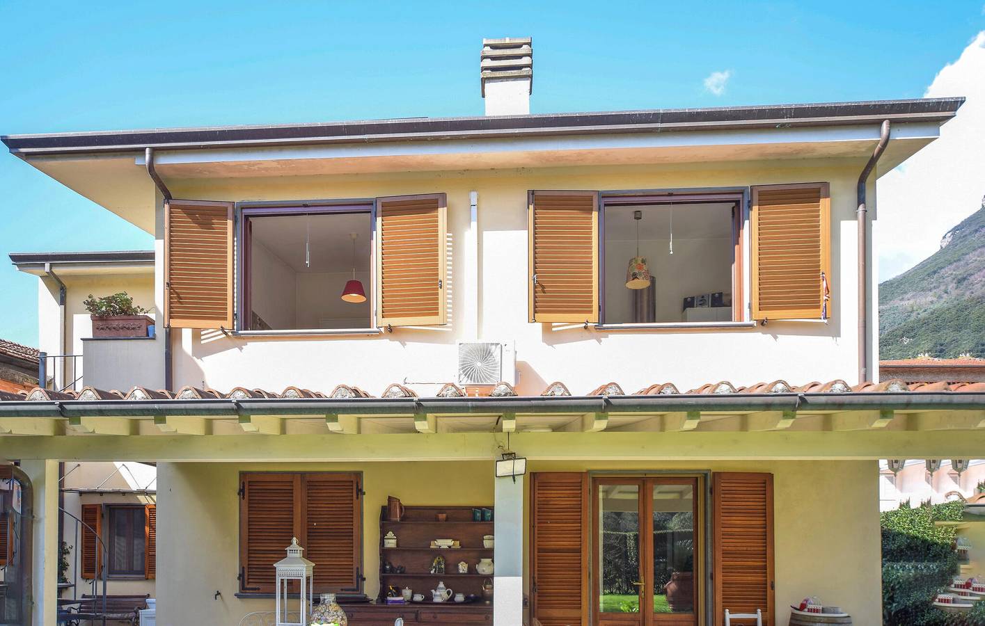 Appartamento intero, Accogliente rifugio urbano: AC, TV via cavo, Parcheggio, WiFi - Camaiore in Camaiore (Toscana), Riviera Toscana