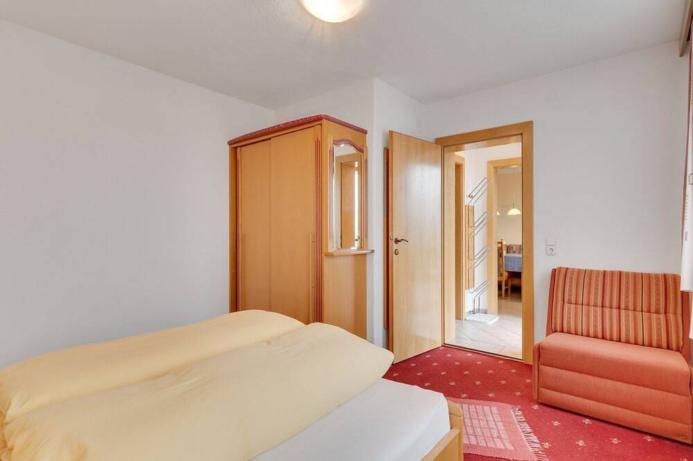 Entire apartment, Apartment in Hainzenberg near Ski Lift in Hainzenberg, Ziller valley alps