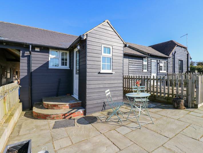 Home for 2 people, with garden in Essex