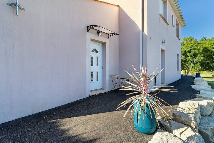 Gîte pour 2 personnes, avec jardin à Saint-Julien-de-Lampon - 2