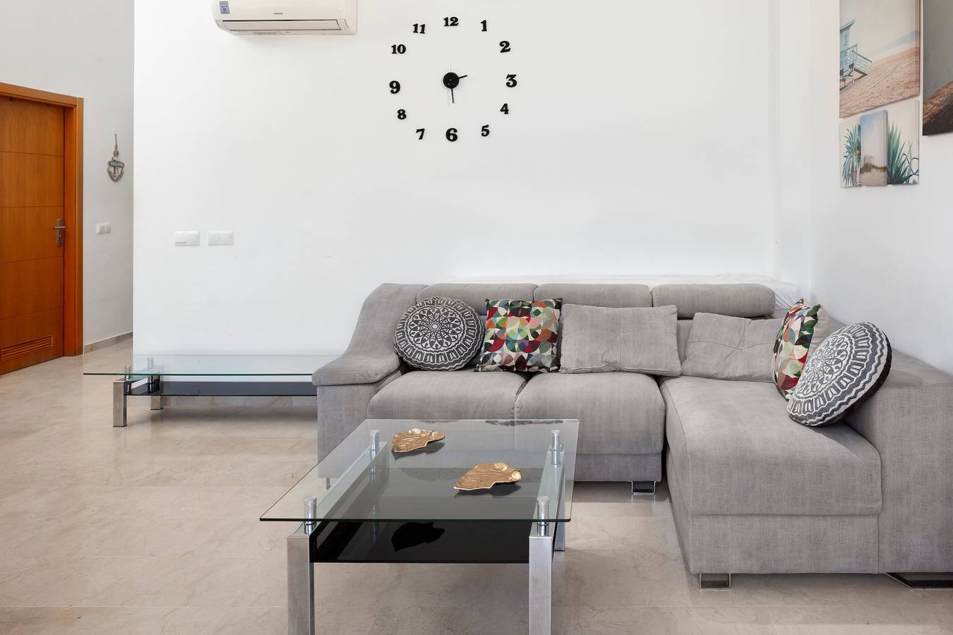 Apartamento entero, Apartamento 'Apartamento Baviera Golf 002' con vistas al mar, piscina y terraza privada in Caleta de Vélez, Vélez-Málaga