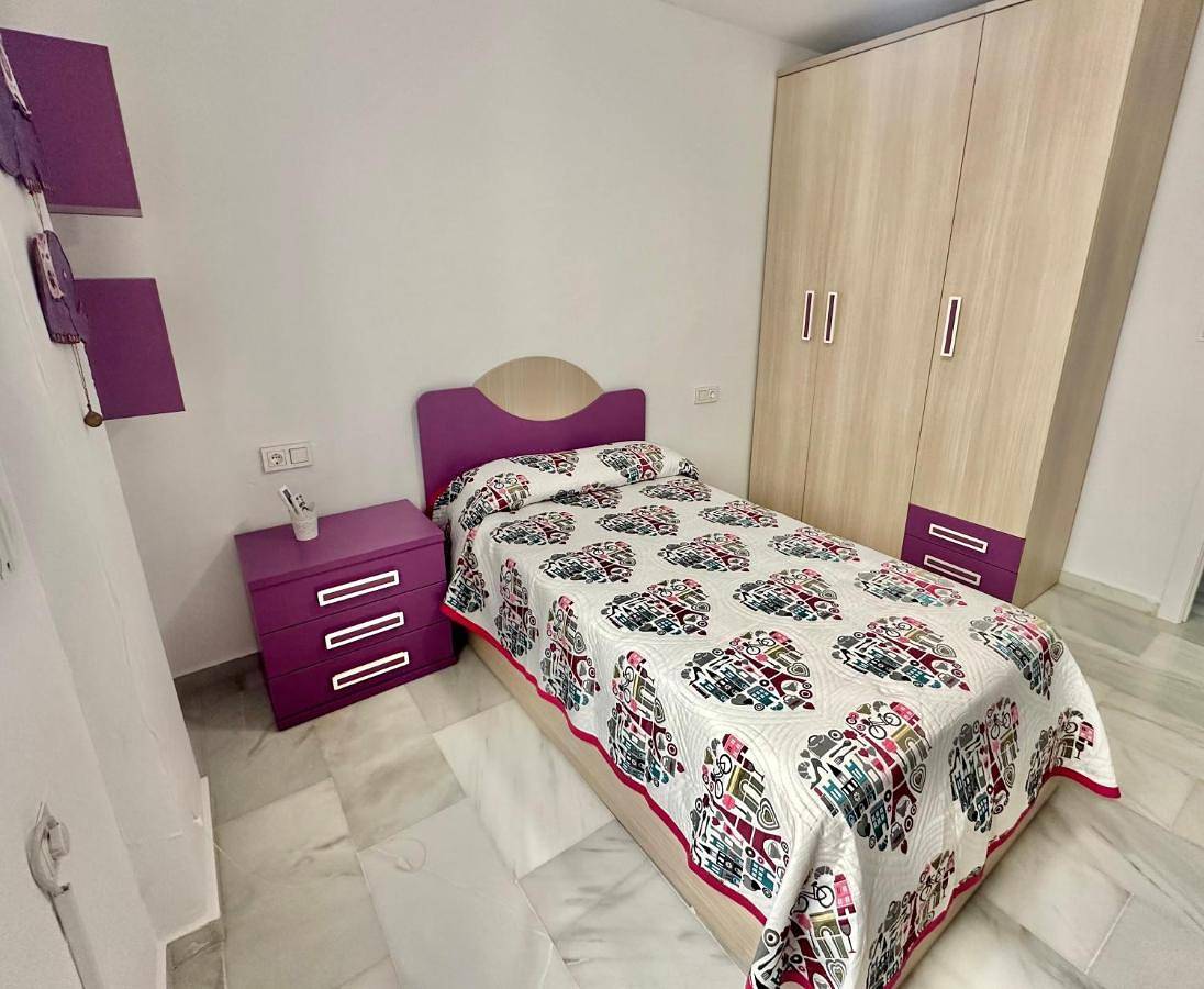 Appartamento intero, Three-Bedroom Apartment in Calahonda, Motril