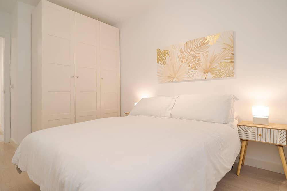 Ganze Wohnung, Gemütliche 4-Zimmer-Wohnung in Málaga in Carretera de Cádiz, Malaga