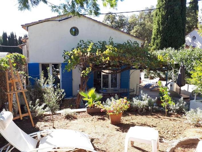 Location de vacances pour 10 personnes, avec Terrasse et Jardin dans Cabasson