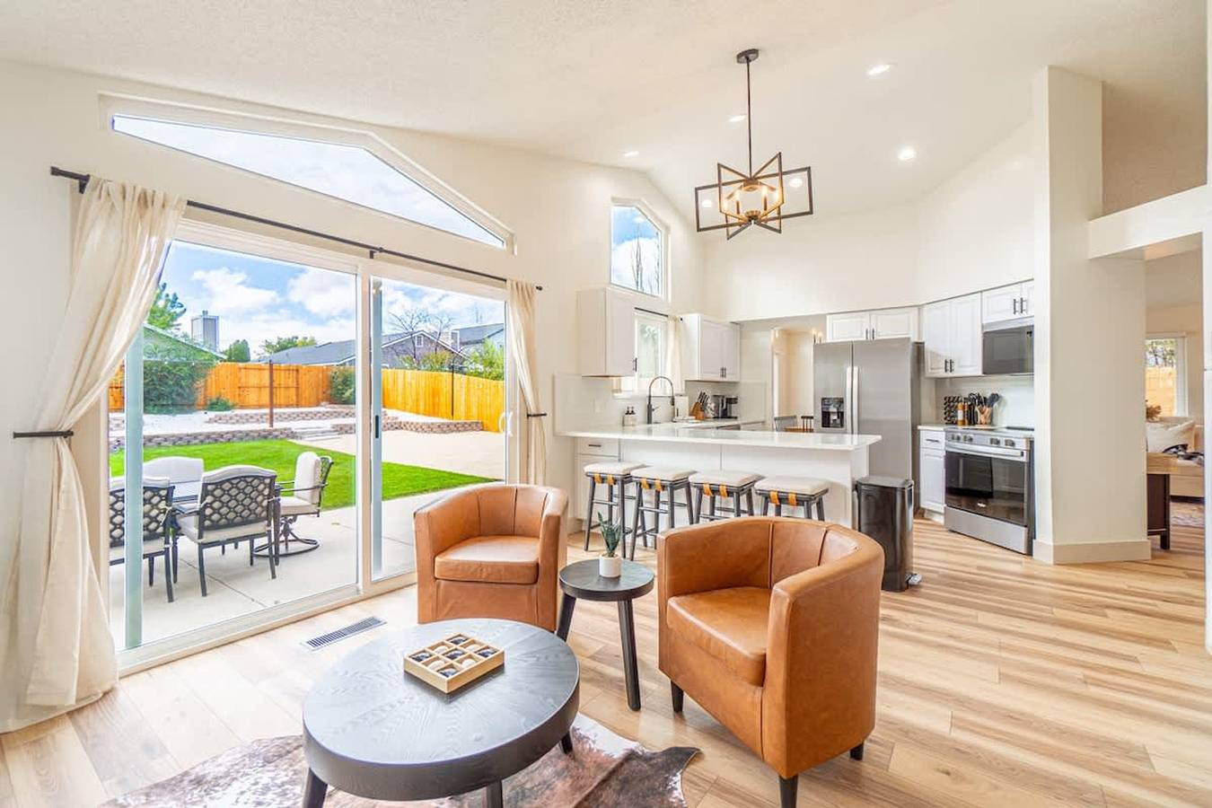 Modern Western Retreat Pet Friendly 4 Bed 2 Bath in Reno, Nevada