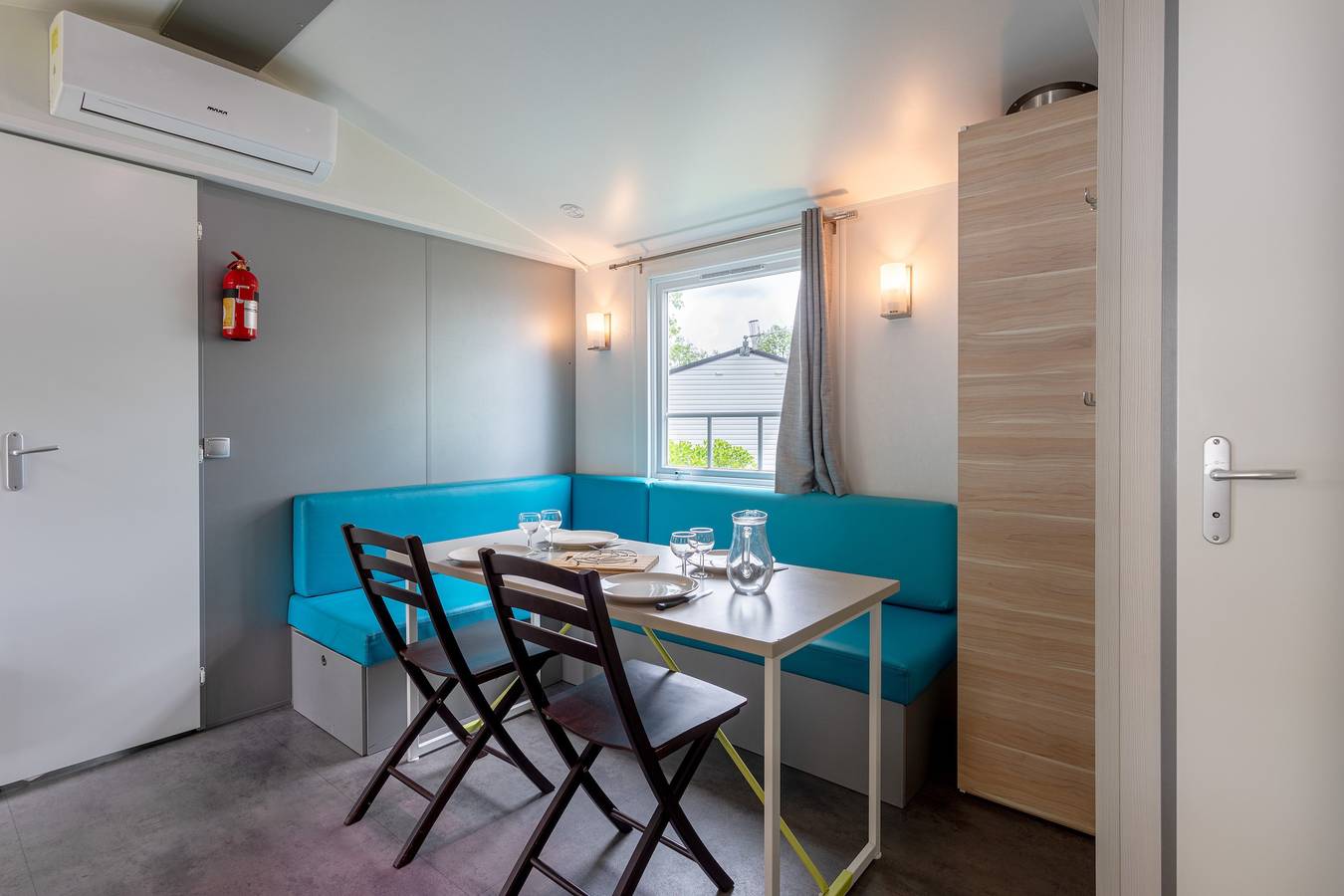 Mobil-home avec piscine partagée et terrasse privée in Angles, Vendée