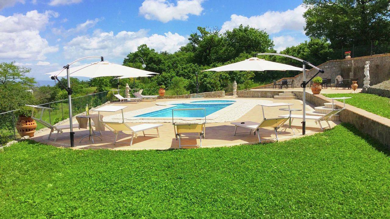 Villa per 16 Persone in Montefiascone, Provincia di Viterbo
