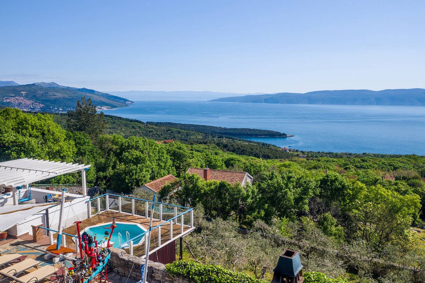Crni in Crni (Haus für 6 Personen) in Sveta Marina, Ostküste Istrien