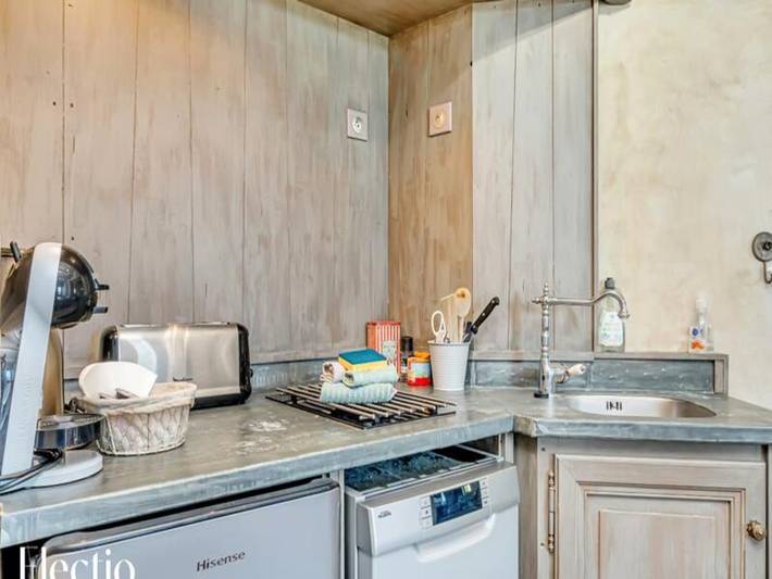 Gîte pour 2 personnes, avec piscine ainsi que jardin et balcon, animaux acceptés à Oppède - 4