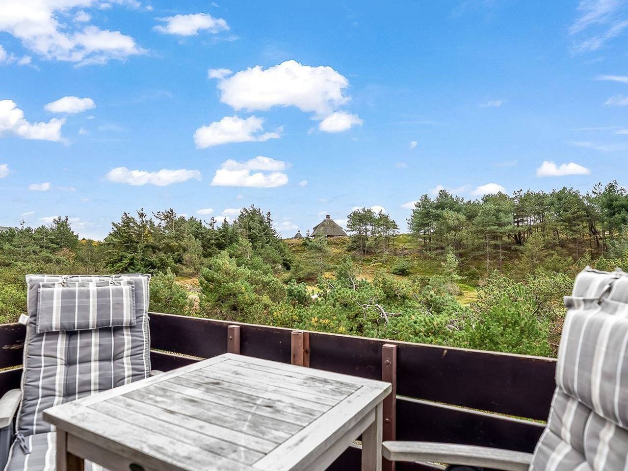 Ganze Ferienwohnung, Zum Wäldchen - Zwei Zimmer Apartment Hörnum auf Sylt mit Balkon und direkter Strandnähe in Hörnum, Sylt