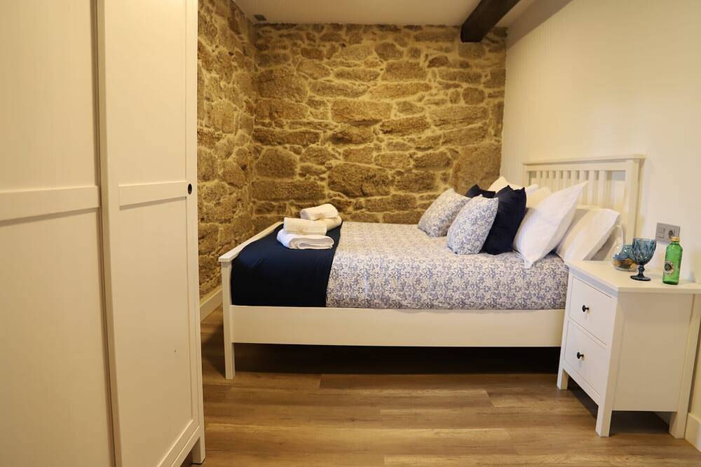 House Vigo pool in Ponteareas, Pontevedra Province