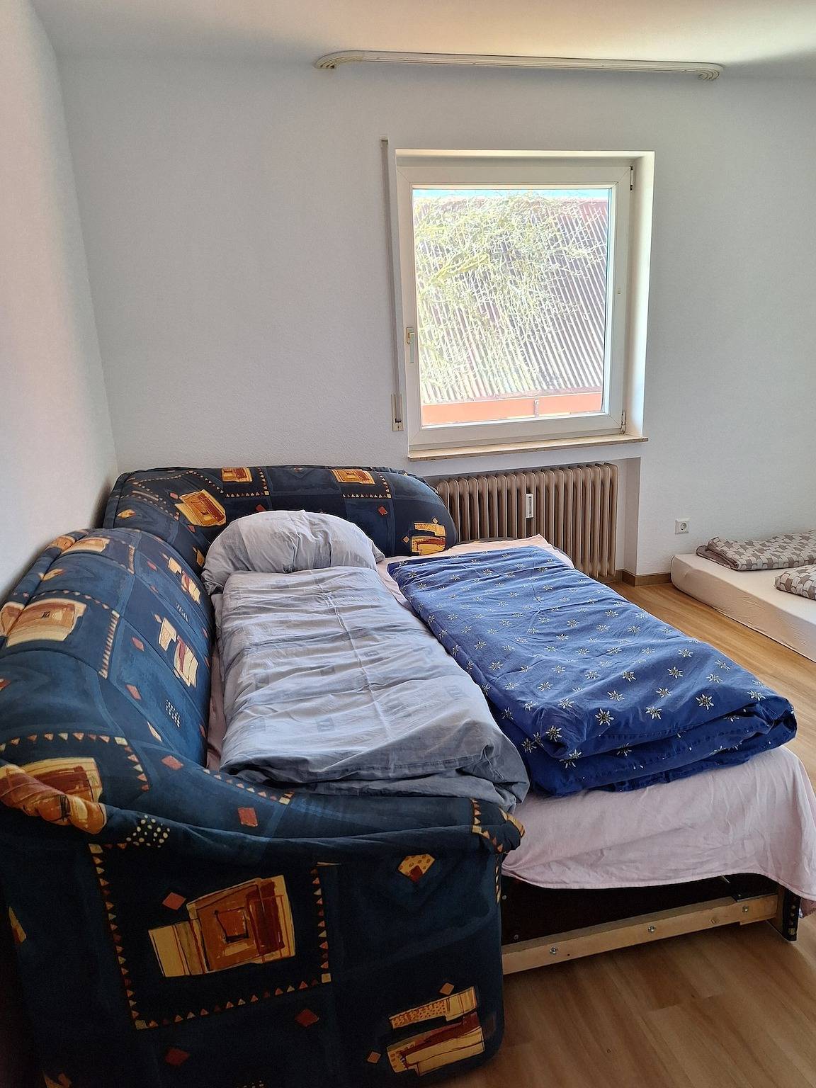 Ganze Wohnung, Ferienwohnung mit Balkon nahe Legoland, Peppa Pig Park und Lonetal in Alb-Donau-Kreis