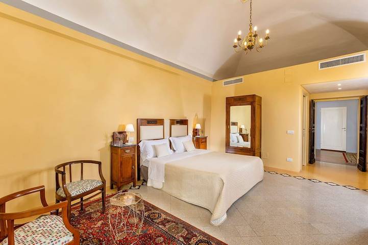 Ganze Wohnung, Amazing Attic in Montepulciano, 10 people, w/view on San Biagio in Montepulciano, Siena Provinz