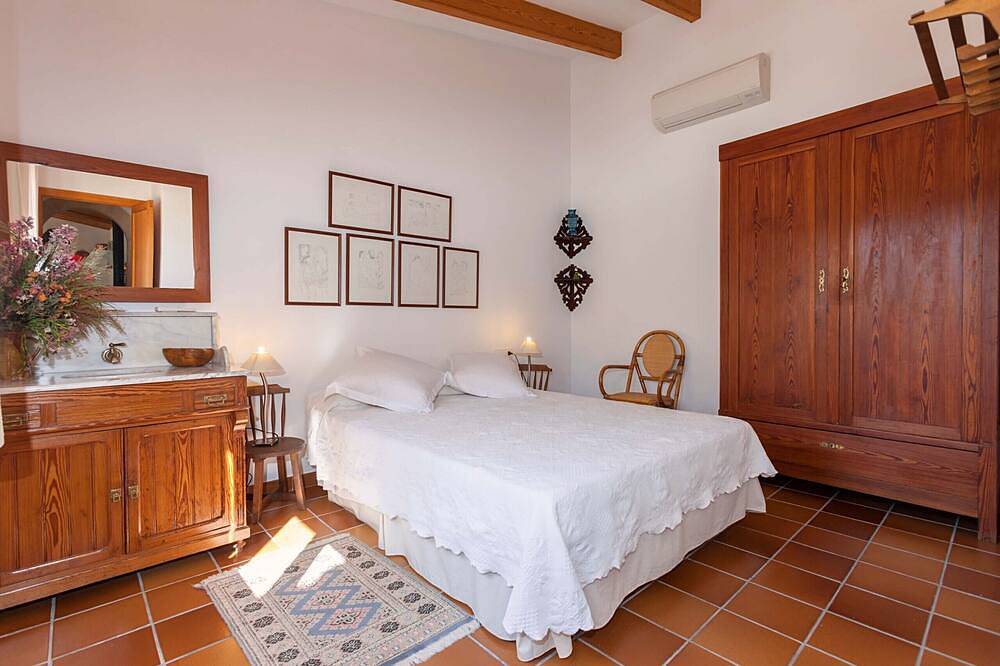 Villa in Lloret de 3 habitaciones, Wlan, privater Pool und Grill in 30 Minuten del Mar Sa Rota de Can Blanc in Lloret de Vistalegre, Mallorca Inselmitte