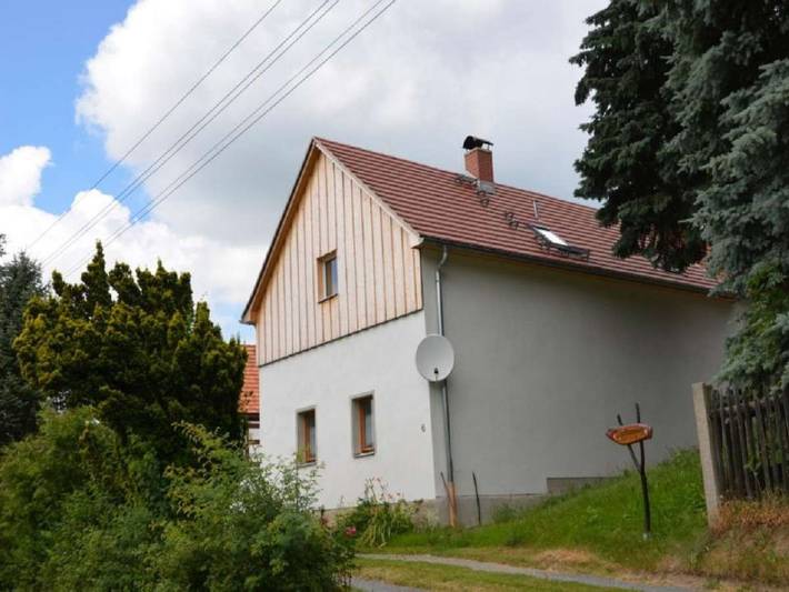 Ferienhaus für 8 Personen, mit Terrasse und Garten sowie Sauna in Struppen