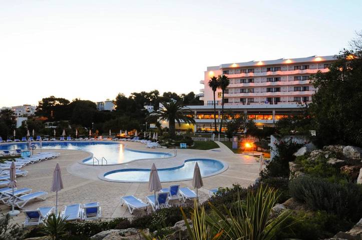 Hôtel pour 2 personnes, avec piscine et jardin