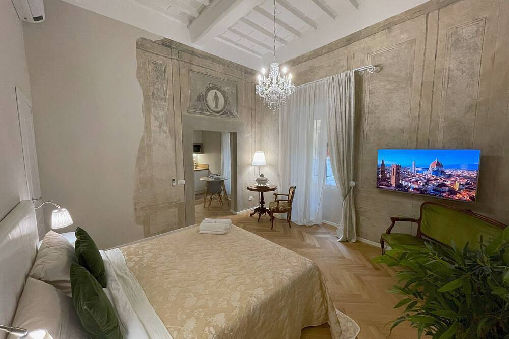 Apartamento entero, La Dimora dei Tintori, elegant apartment in the center of Prato in Prato, Provincia de Prato