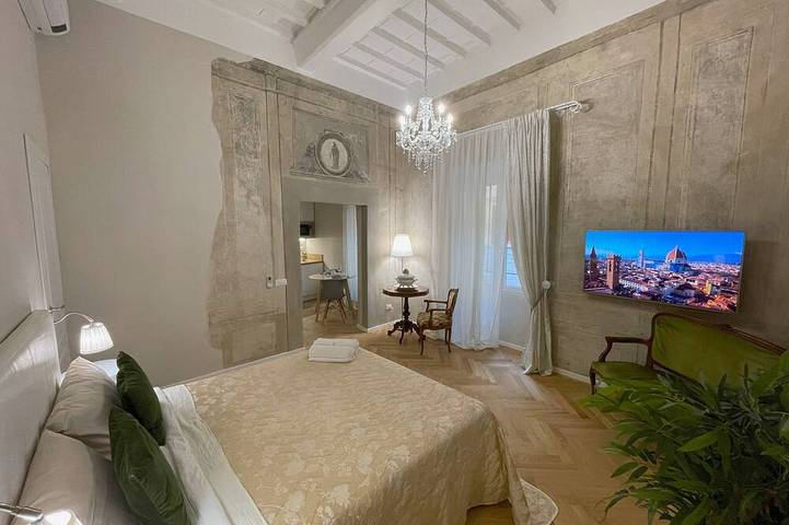 Appartement entier, La Dimora dei Tintori, elegant apartment in the center of Prato in Prato, Province de Prato
