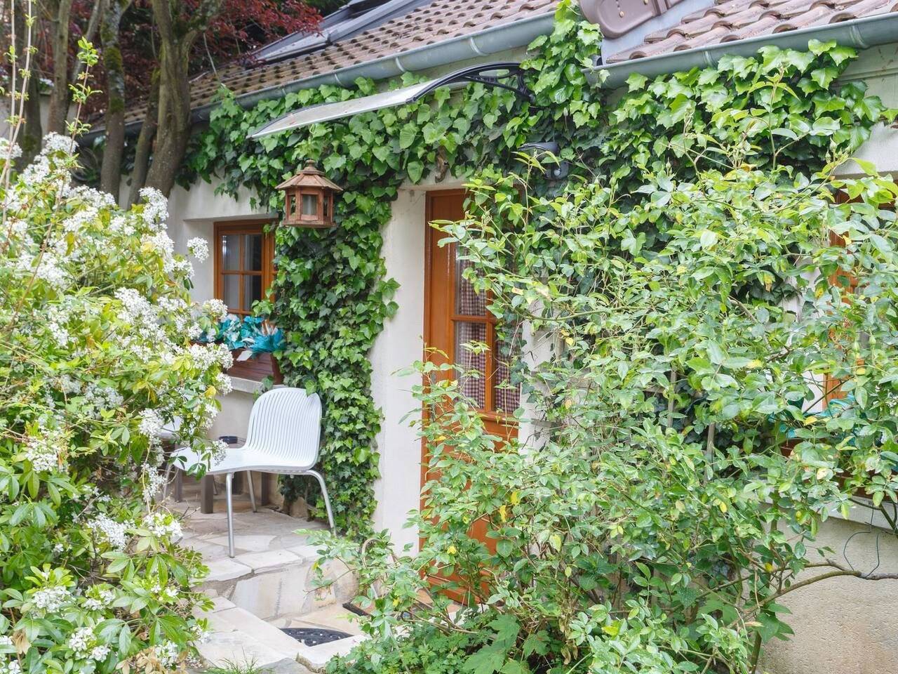 Apartamento entero, Versailles in Ruhe in Ville-d'Avray, Altos del Sena