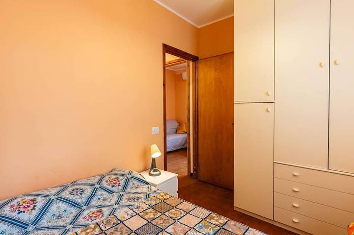 Location de vacances pour 3 personnes, avec jardin à Pompeiana - 3
