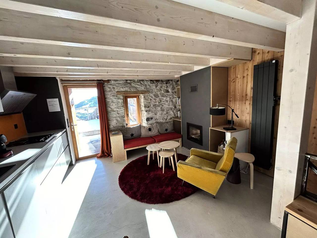 Appartement entier, Jolie petite maison de 3 couchages en village Means Village in Réallon, Parc national des Écrins