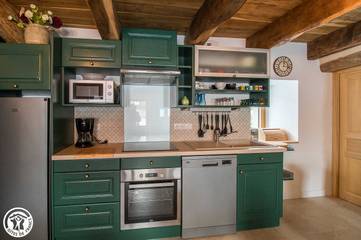 Gîte pour 6 Personnes dans Gelles, Région de Clermont-Ferrand, Photo 2