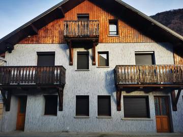 Gîte pour 6 personnes, avec vue à Saint-Avre