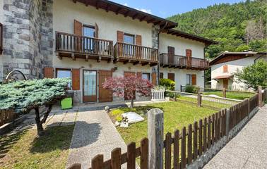 Gîte pour 4 personnes, avec jardin à Bagolino