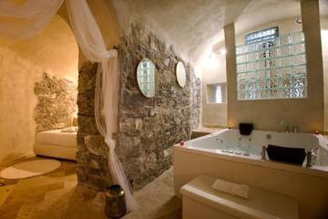 Gîte pour 2 personnes, avec jardin et jacuzzi à Mercury