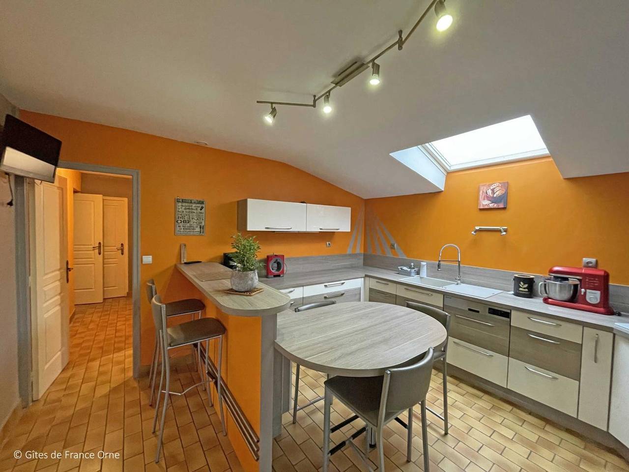 Single-storey house with garden for 7 in Normandy in Saint-Mars-d'Égrenne, Parc naturel régional Normandie-Maine