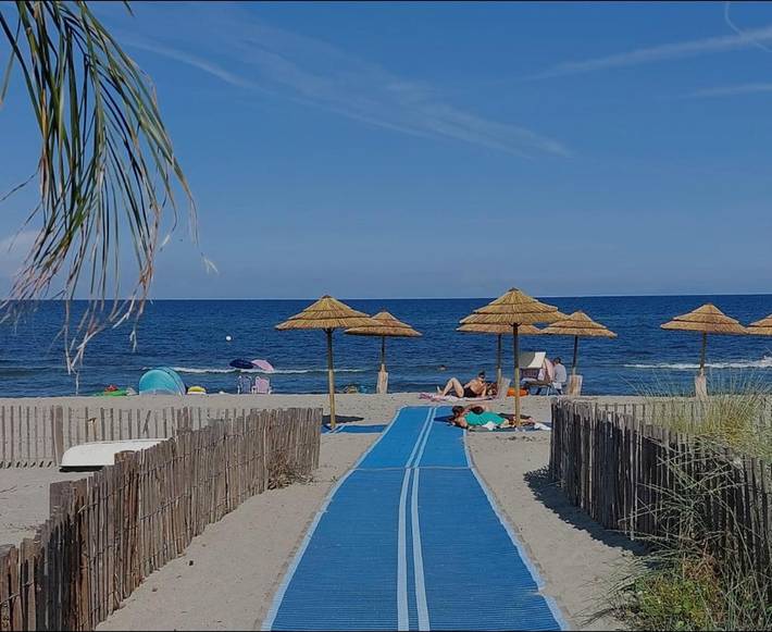 Location de vacances pour 9 personnes, avec terrasse ainsi que piscine et jardin à Venzolasca - 2