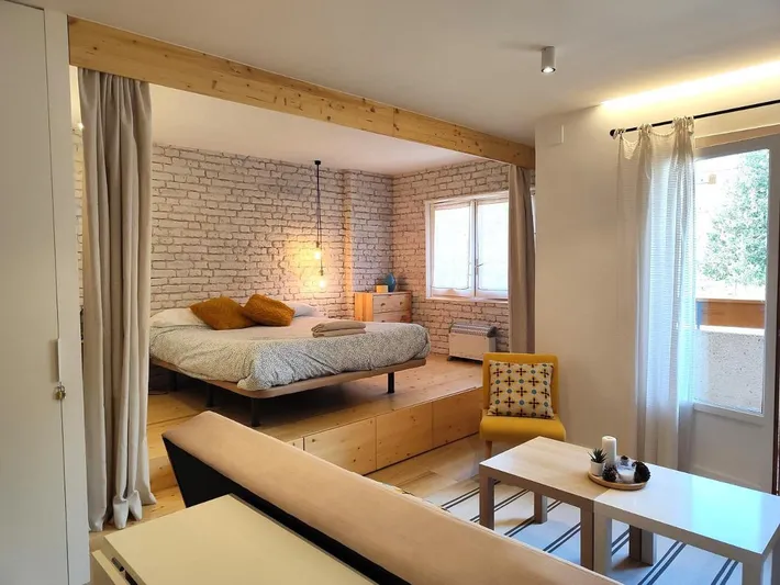 Apartamento de vacaciones para 4 personas, con piscina además de jardín y vistas - 1