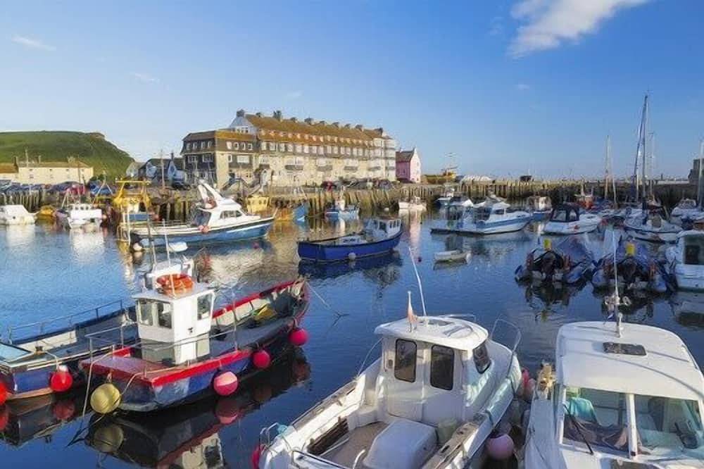 Apartment for 2 People in West Bay, Jurassic Coast