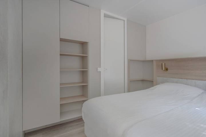 Caravane pour 4 personnes, avec balcon/terrasse ainsi que sauna et terrasse à Nant - 4