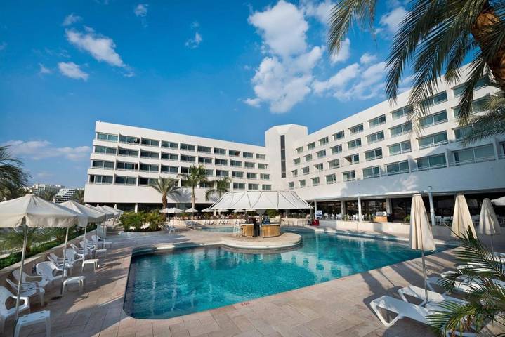 Hôtel pour 2 personnes, avec sauna ainsi que piscine et jardin - 1