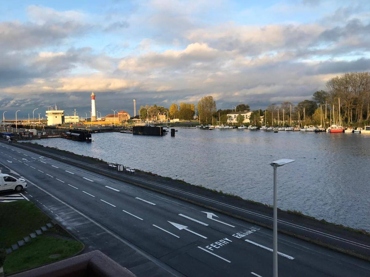 Appartement entier, Appart 24 avec vue Port in Ouistreham, Région de Caen